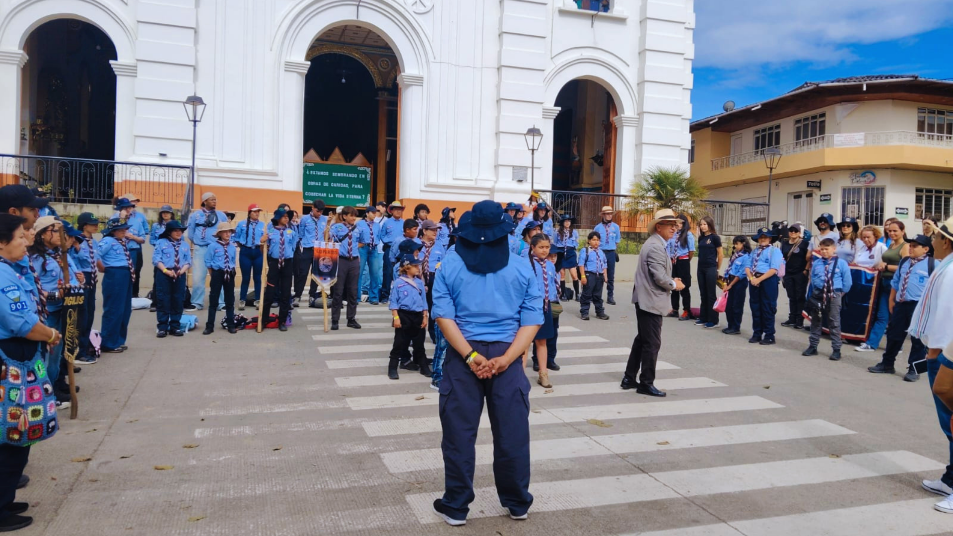 54 niños y jóvenes del Grupo Lúmina Spargo 901 descubrieron el patrimonio de Aguadas