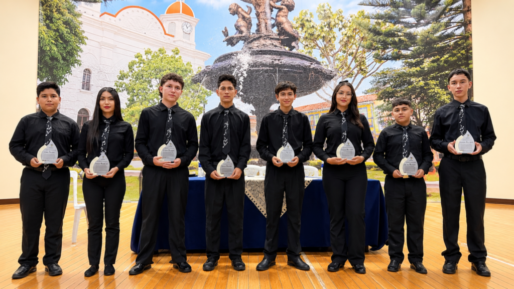 Ocho músicos y el director de la Banda Sinfónica de Aguadas fueron homenajeados tras conquistar el Mundial de Bandas de Kerkrade, en los Países Bajos