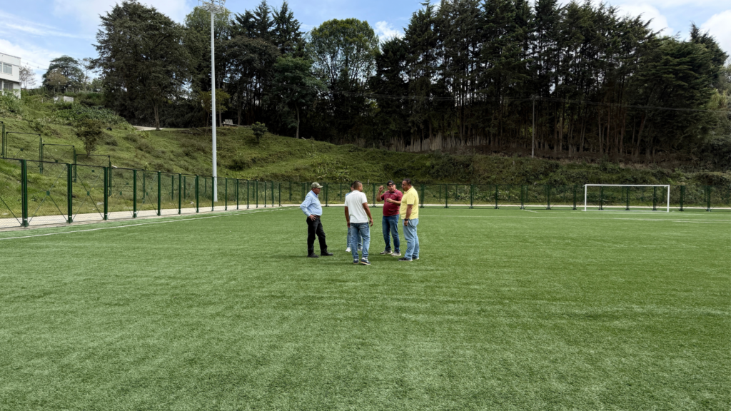 Tras nueve meses cerrado, inician estudios técnicos para definir la reapertura del estadio de Aguadas